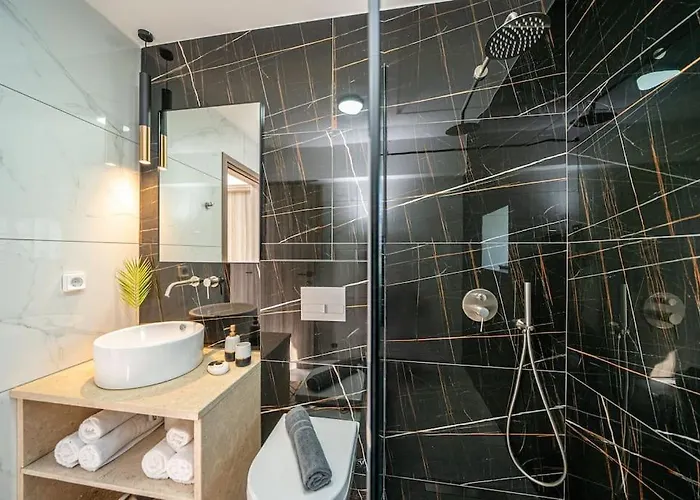 Villa Fernando - F&a Golden Stone