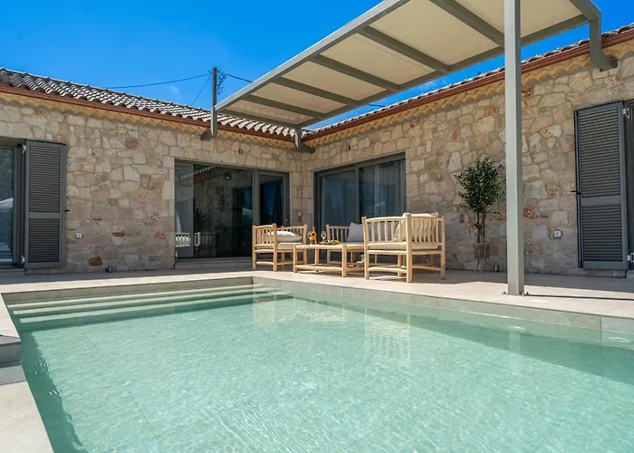 Fernando - F&a Golden Stone Villa *